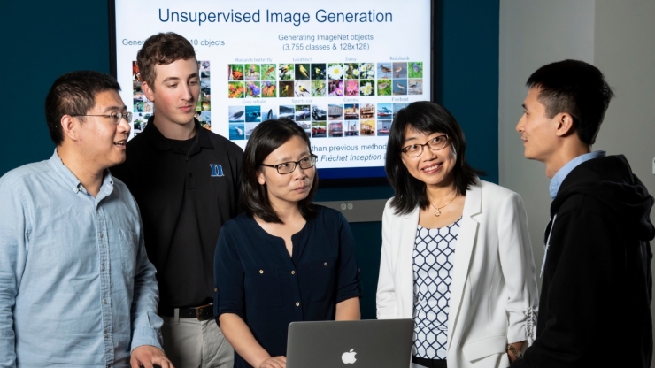 Helen Li with students from the CEI lab