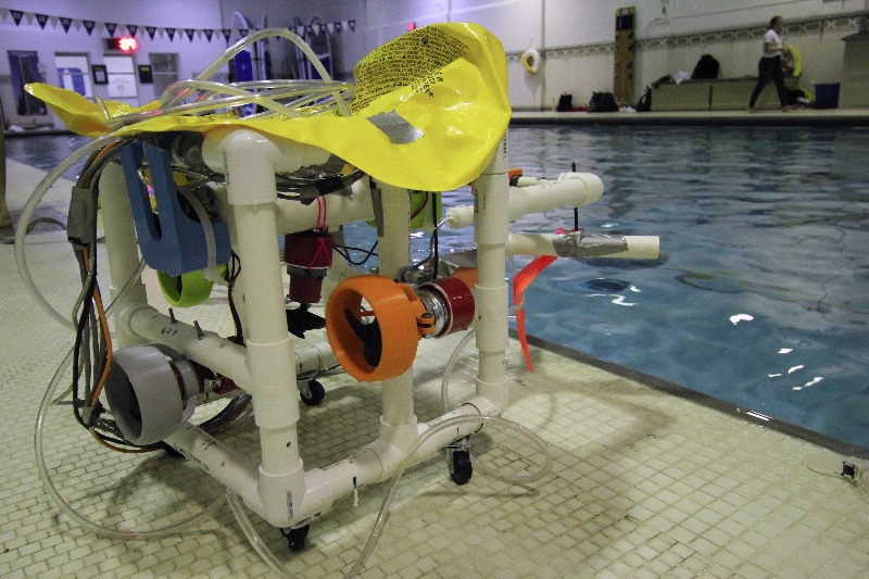 This robot used flotation devices and propellers to navigate the pool