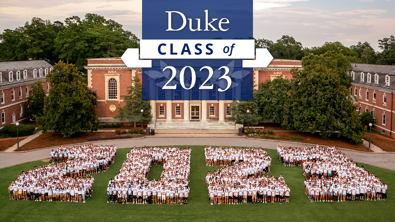 Duke Class of 2023 gathers on East Campus to spell 2023