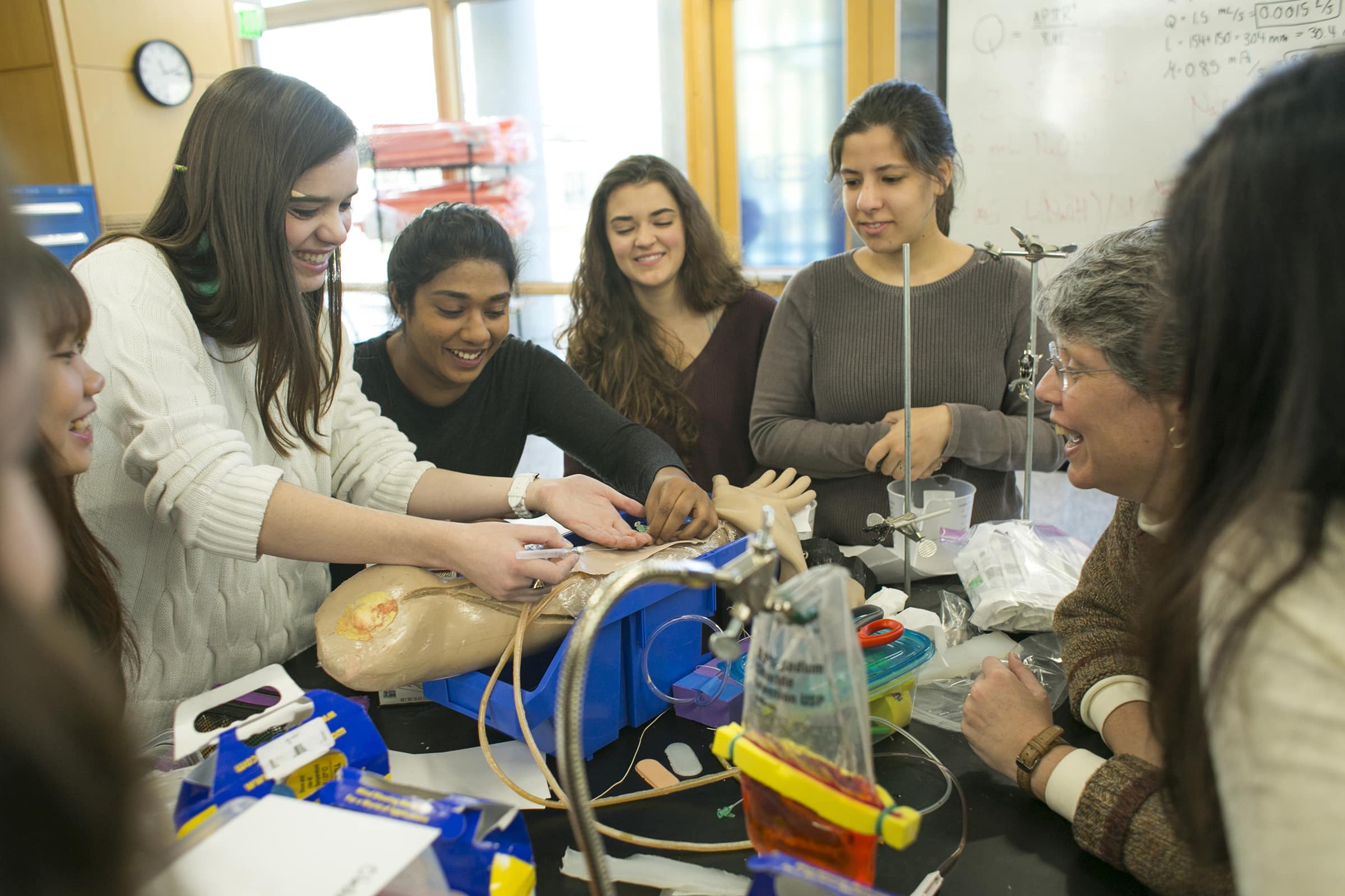 Duke first-year students work on team projects together with oversight and guidance from faculty during a new Engineering Design Pod class. The program is part of a new initiative designed to give all engineering students project- and problem-based experiences right from the start. One of the projects involves developing a prosthetic arm for nursing students learning to put in IV lines.